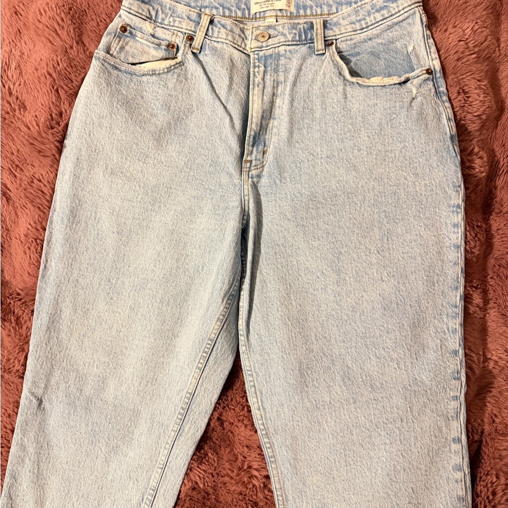 Abercrombie & Fitch Curve Love - Ultra High Rise / Brand New - Picture 3 of 5